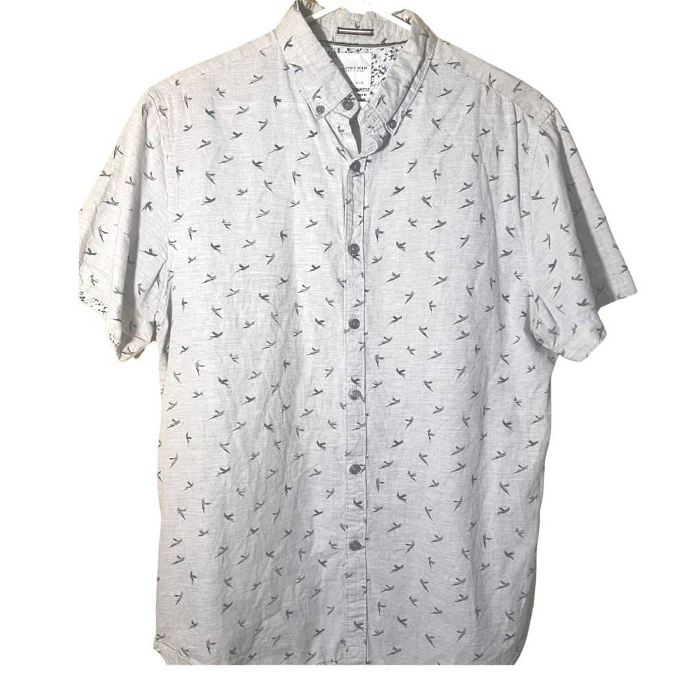 Cactus Man  Button-Down Short Sleeve Shirt Size L